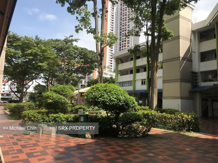Clementi Avenue 3 (D5), Shop House #323155631